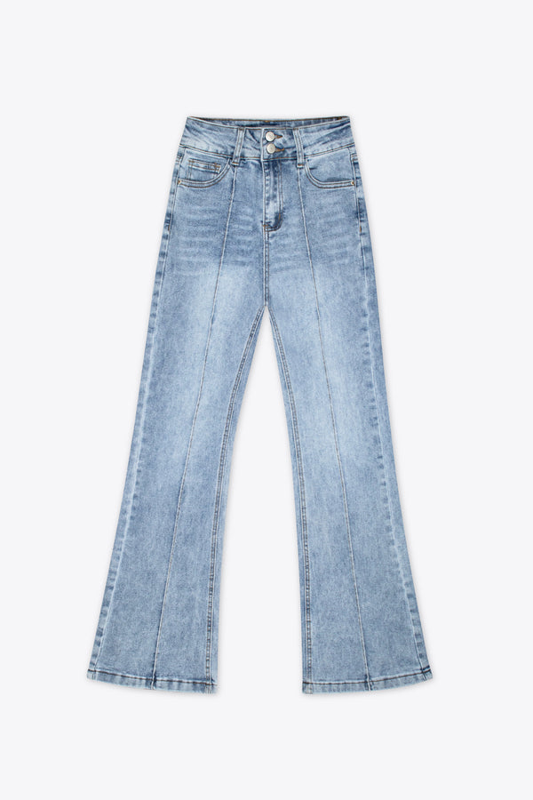 Jeans acampanados azul claro con doble botón – Bluelight Flare