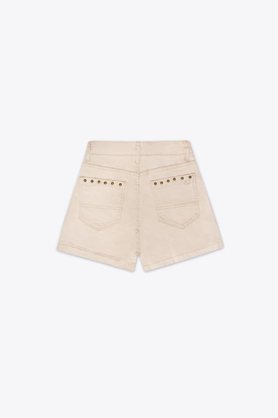 Short de mezclilla beige con apliques metálicos – Desert Sand