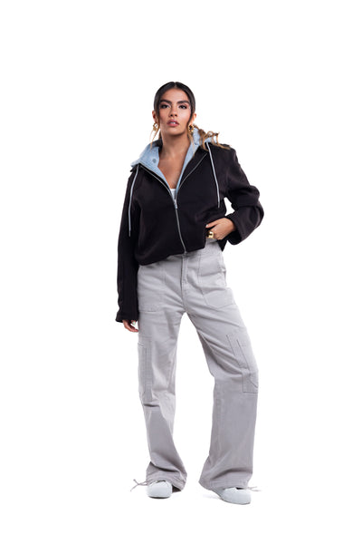 Pantalón cargo gris con resorte – Mila Relaxed