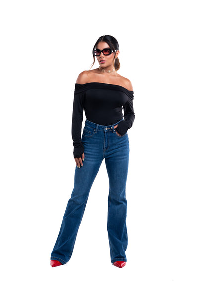 Jeans acampanados azul medio de tiro alto – Sierra Azul
